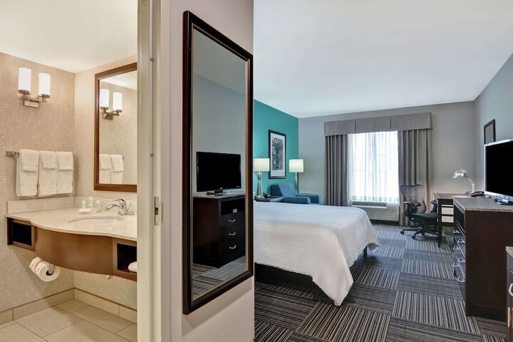 Room 30 of 44