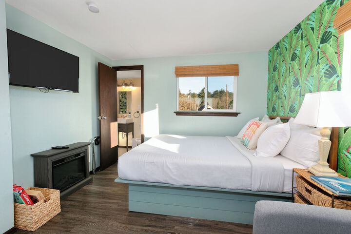 Breakwater Resort