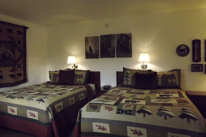 Room 119 of 175
