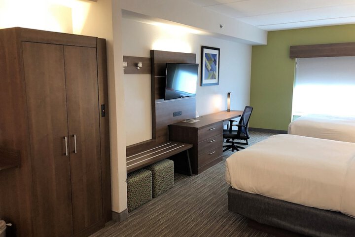 Room 47 of 61