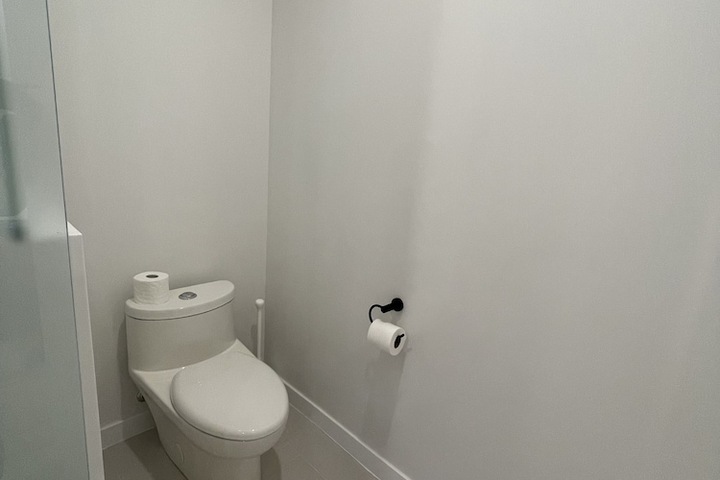 Room 32 of 110