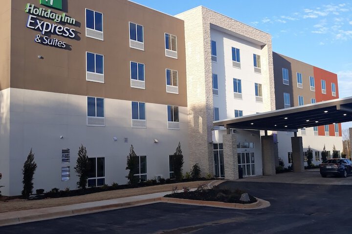 Hotel 4 of 34