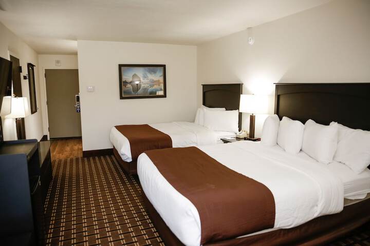 Room 14 of 36