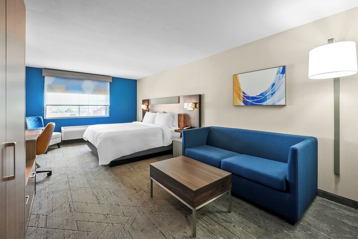 Holiday Inn Express Hotel & Suites Wabash by IHG