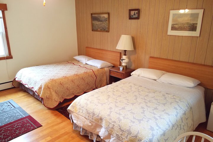 Room 12 of 37