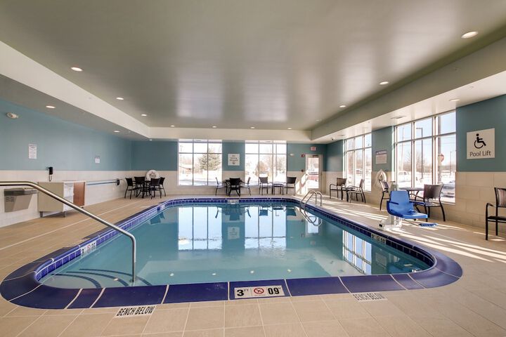 Pool 14 of 70