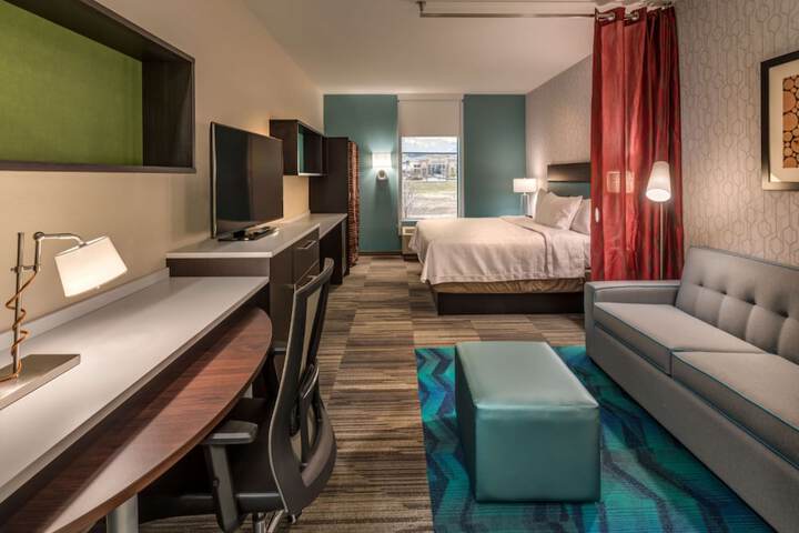 Room 16 of 25
