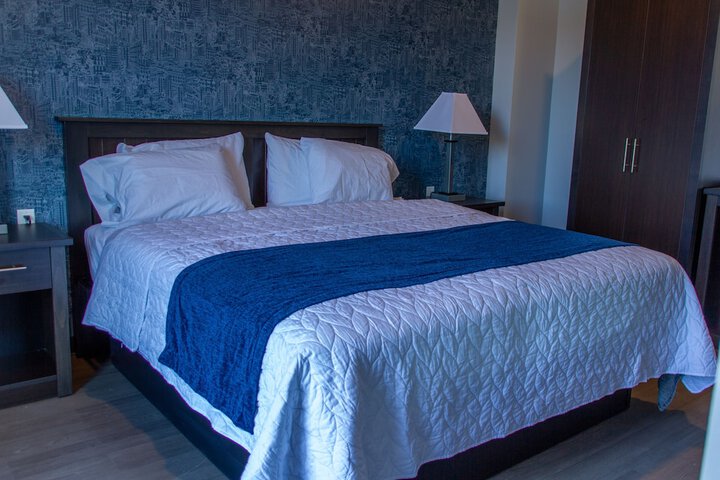 Watershed Hotel