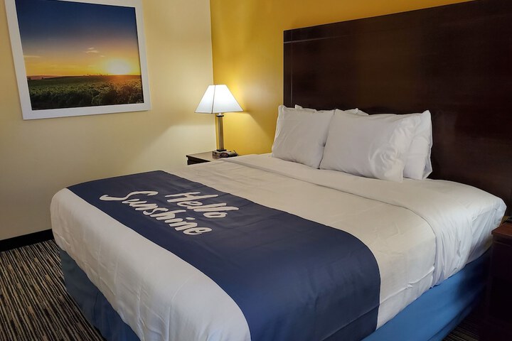 Room 20 of 29