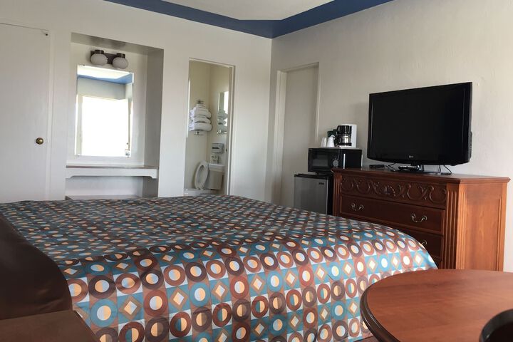 Room 19 of 19