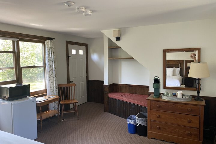 Room 177 of 294