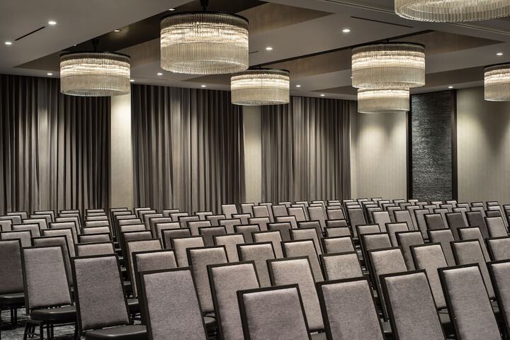 The Row Hotel at Assembly Row Autograph Collection
