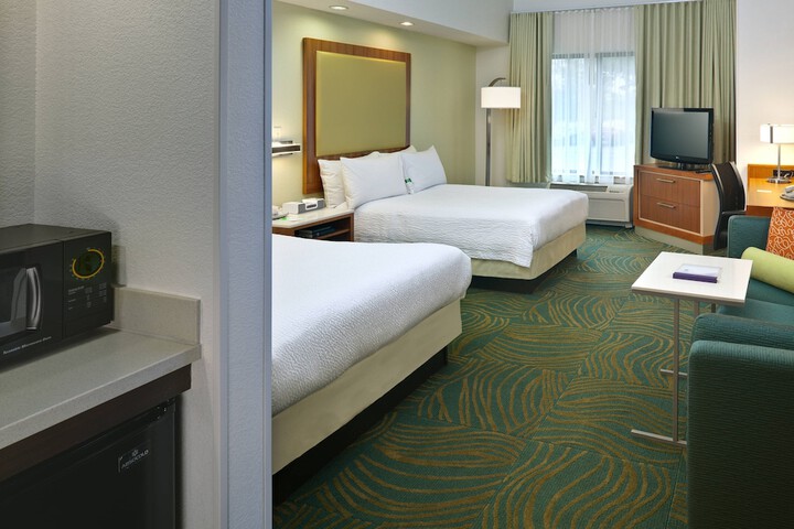 Room 7 of 28