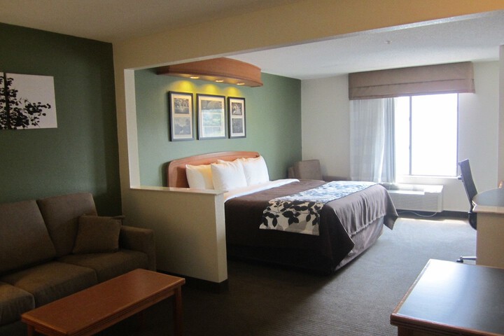 Clarion Pointe Albemarle