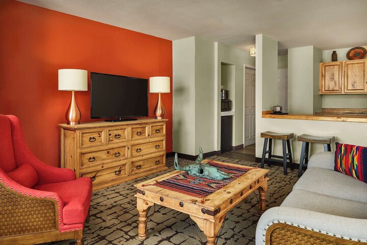 Hotel Don Fernando de Taos Tapestry Collection by Hilton