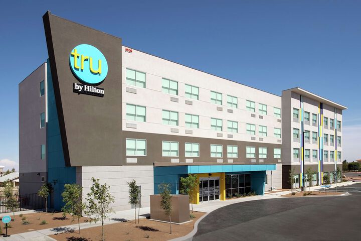 Hotel 2 of 27