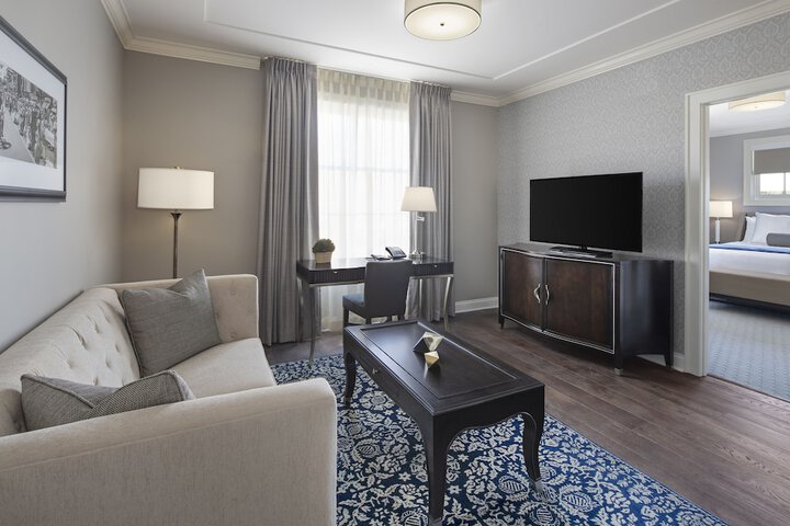 Room 15 of 38