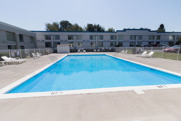 Pool 3 of 38