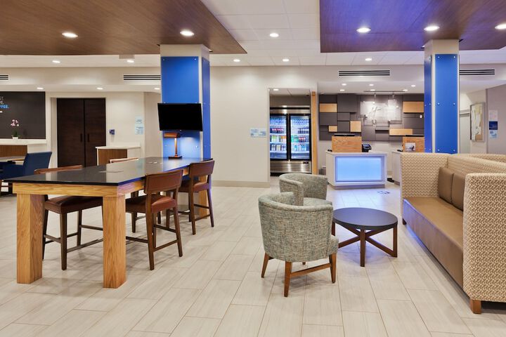 Hotel 4 of 42