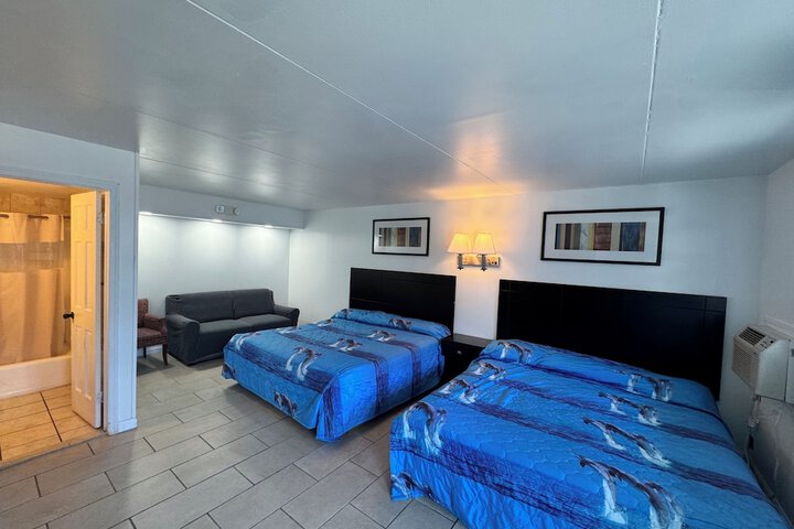 Room 76 of 84