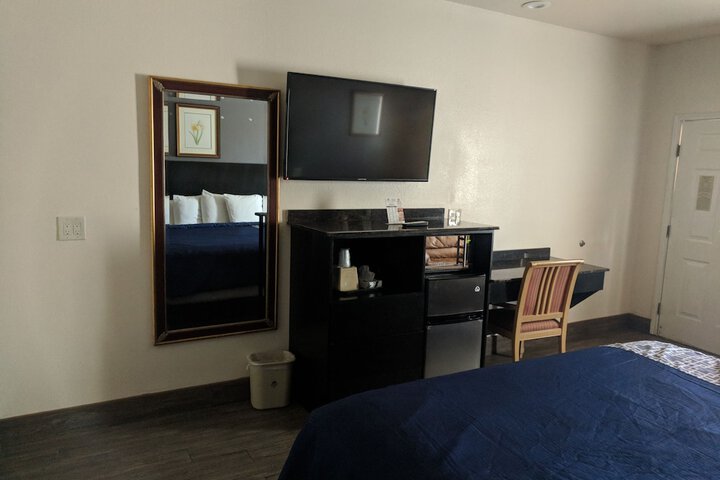Room 31 of 60