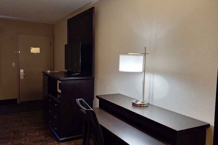 Room 84 of 115