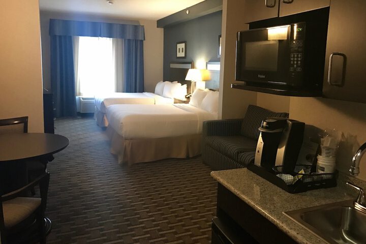 Room 21 of 41