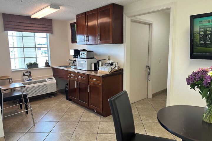 Carom Inn Denham Springs-Baton Rouge