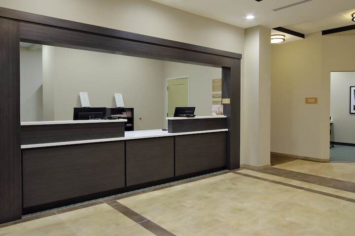 Hotel 4 of 41