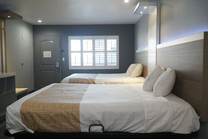 Room 72 of 73