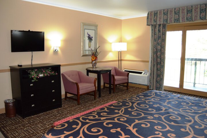 Room 43 of 60