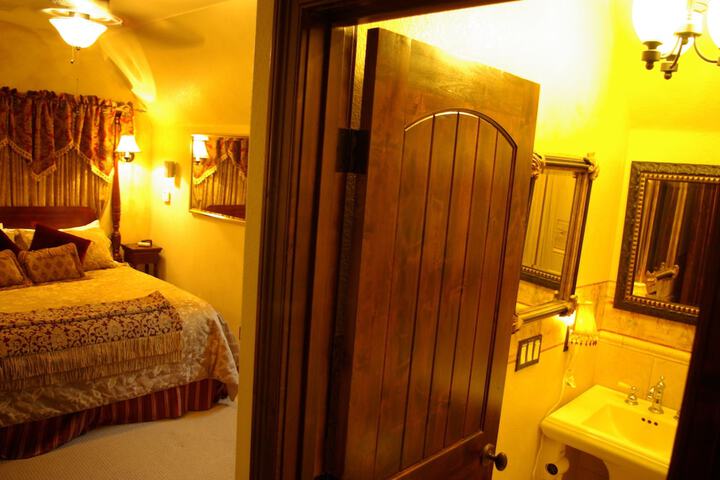 Room 18 of 63