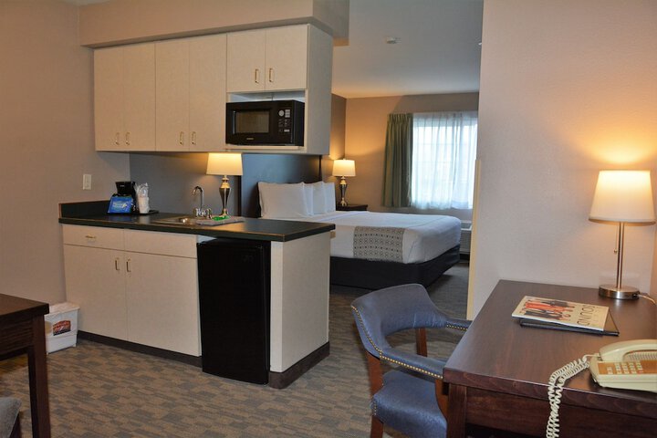 Room 36 of 47