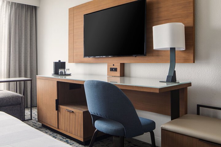 Room 26 of 48