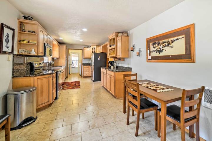 Spacious Mancos Home w / Furnished Deck & Yard!