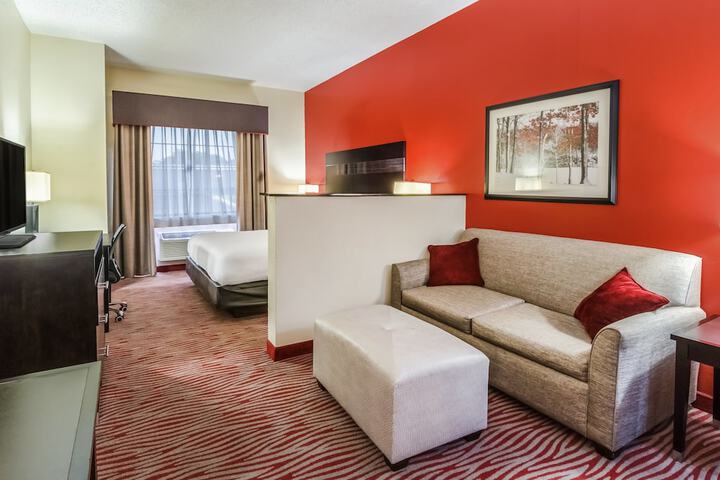 Room 22 of 40