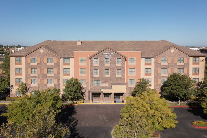 Hotel 2 of 53