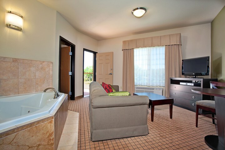 Room 27 of 67