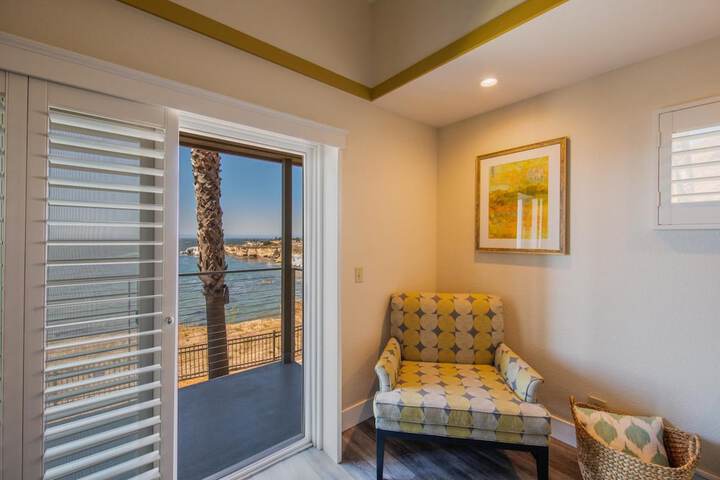 Inn at the Cove