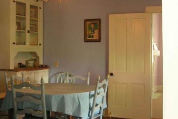Room 64 of 108