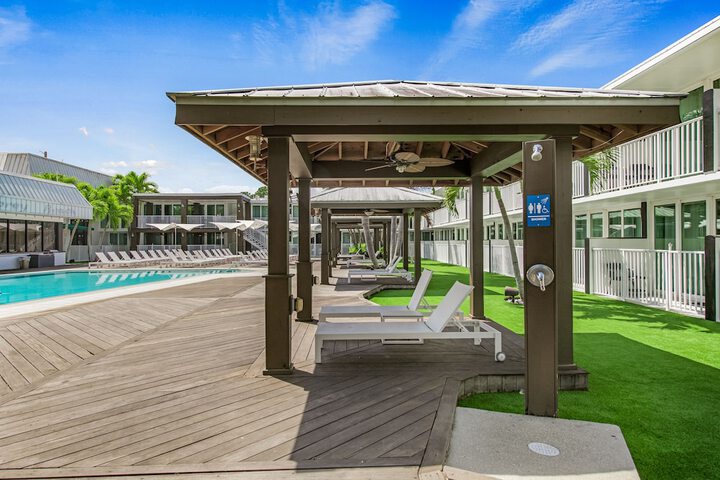 Casey Key Resorts - Mainland