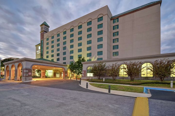 Hotel 2 of 79