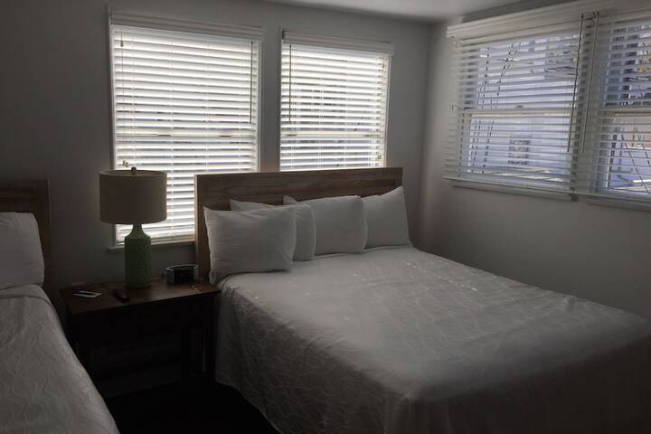 Room 98 of 162