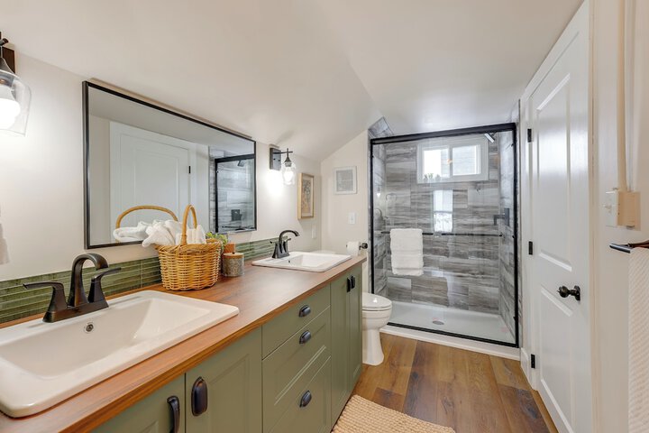 city Girl Farmhouse in Hudsonville w / Hot Tub