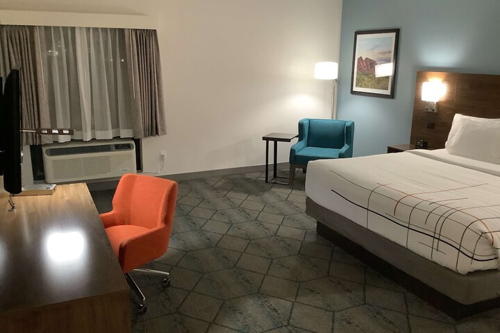 Room 22 of 31