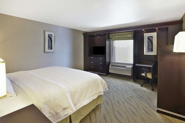 Room 15 of 27