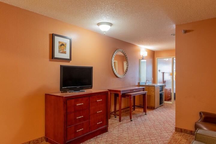 Norland Inn and Suites Roseau