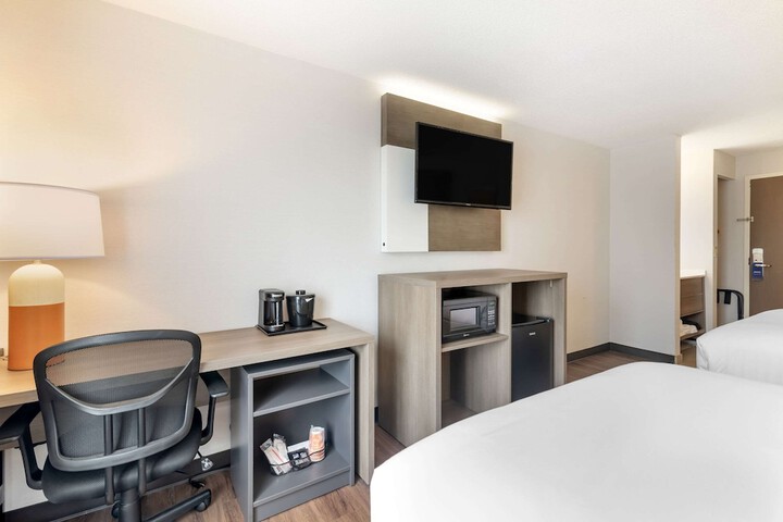 Room 31 of 59