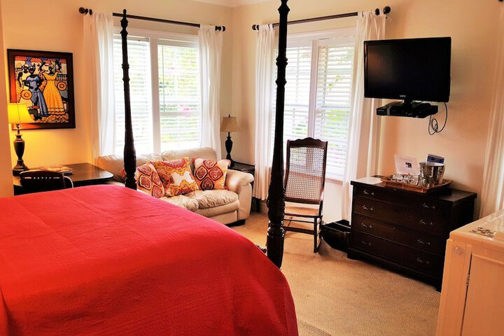 Room 216 of 392