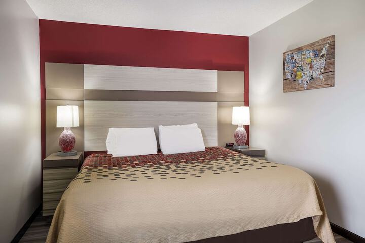 Room 27 of 55